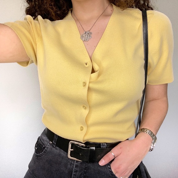 Hampshire Studio Tops - SOLD / yellow button up ✨